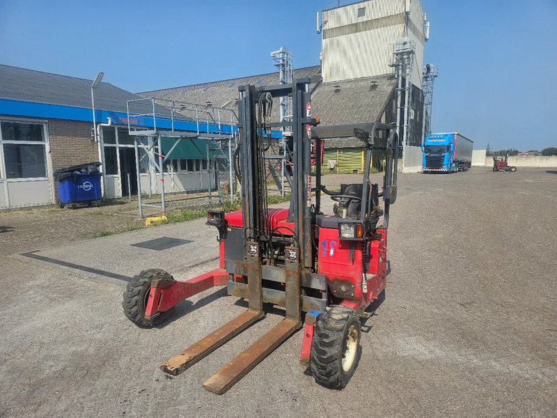 Moffett M4 20.3 RE4-45-1200-900 - Heftruck: afbeelding 1 Moffett M4 20.3 RE4-45-1200-900 - Heftruck: afbeelding 1