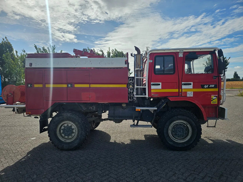 Renault Midliner 210 40BCA230 - Brandweerwagen: afbeelding 4 Renault Midliner 210 40BCA230 - Brandweerwagen: afbeelding 4