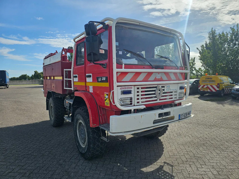 Renault Midliner 210 40BCA230 - Brandweerwagen: afbeelding 3 Renault Midliner 210 40BCA230 - Brandweerwagen: afbeelding 3