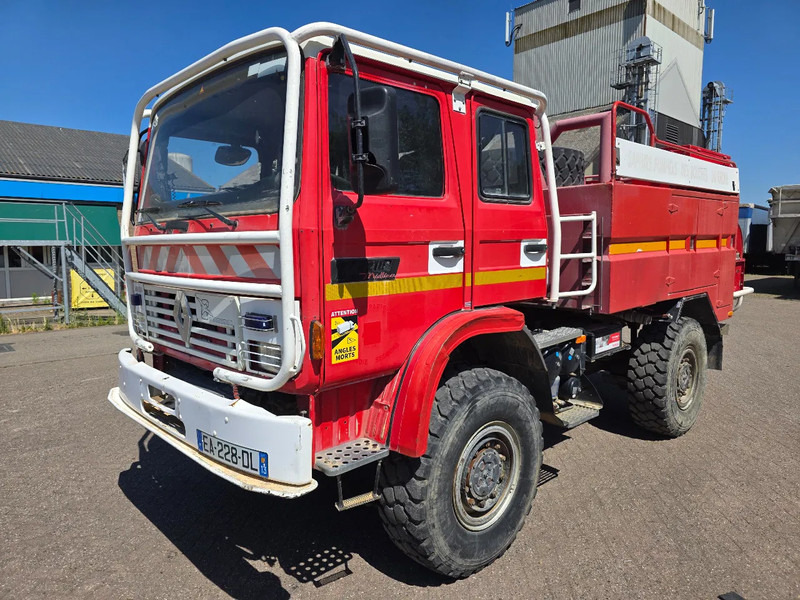 Renault Midliner 210 M210 - Brandweerwagen: afbeelding 1 Renault Midliner 210 M210 - Brandweerwagen: afbeelding 1