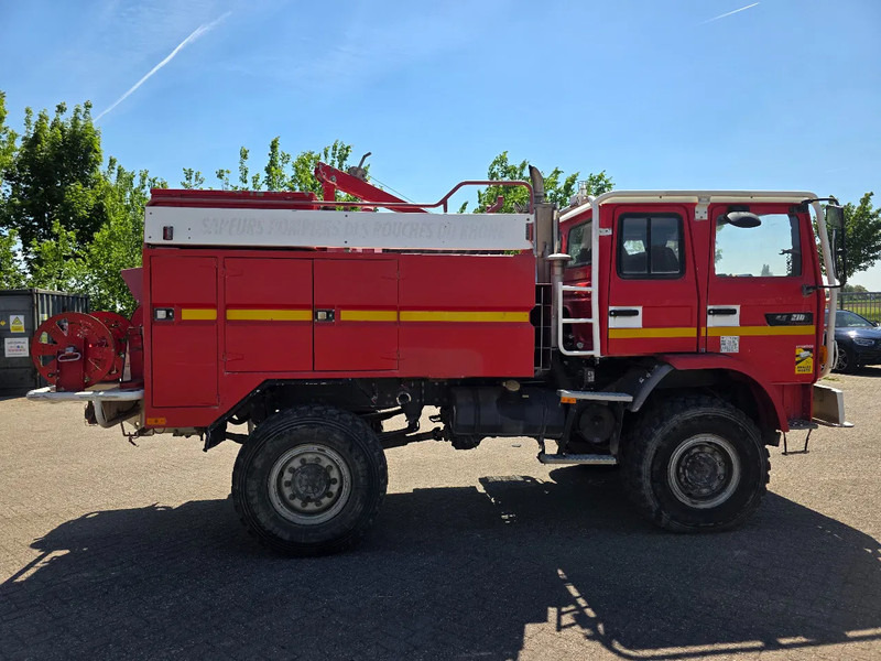 Renault Midliner 210 M210 - Brandweerwagen: afbeelding 4 Renault Midliner 210 M210 - Brandweerwagen: afbeelding 4