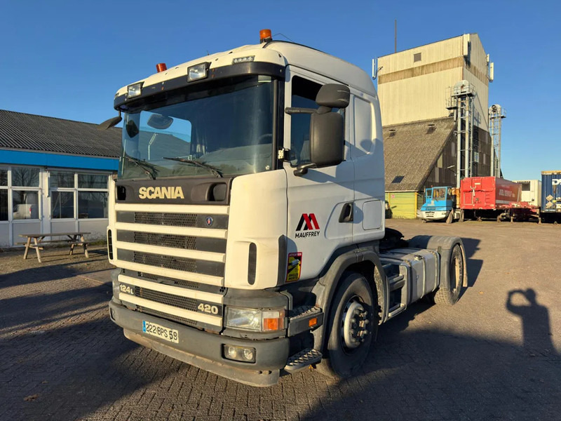 Scania 124L 420 A242X35CB - Trekker: afbeelding 1 Scania 124L 420 A242X35CB - Trekker: afbeelding 1