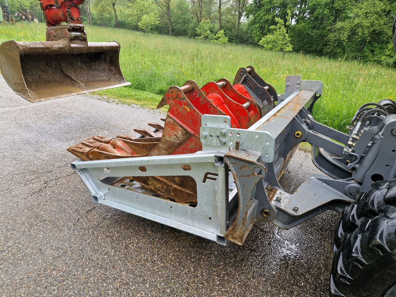 Construction site spoon box LK 2200 - Aanbouwdeel voor Mobiele graafmachine: afbeelding 5 Construction site spoon box LK 2200 - Aanbouwdeel voor Mobiele graafmachine: afbeelding 5