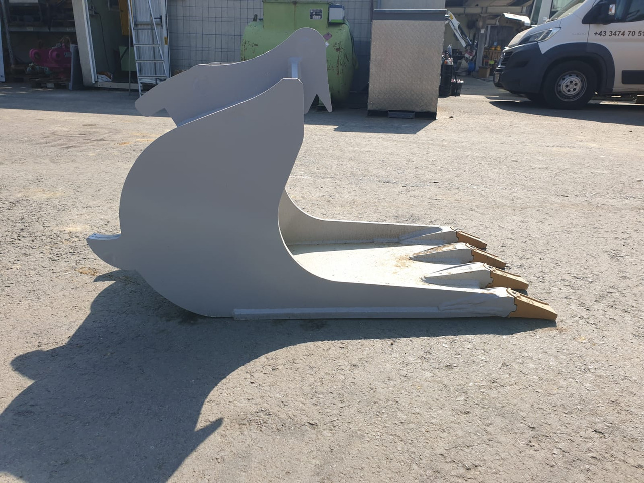 Geel / Martin SW 020 / MH 10 - Graafbak voor Minigraafmachine: afbeelding 2 Geel / Martin SW 020 / MH 10 - Graafbak voor Minigraafmachine: afbeelding 2