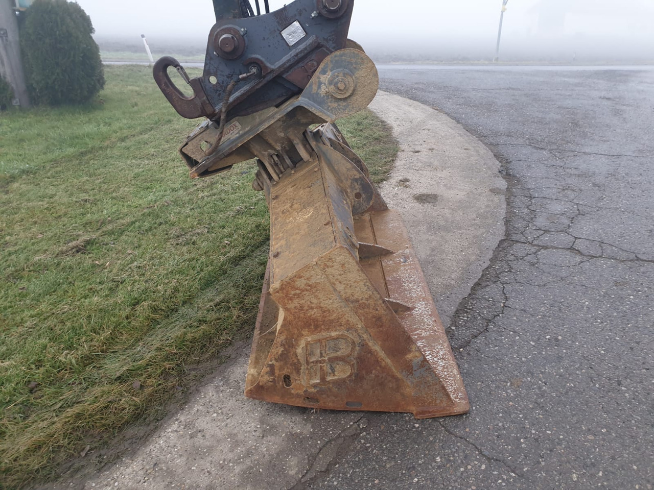 Rupsgraafmachine Hyundai R 220 LC-9A: afbeelding 8