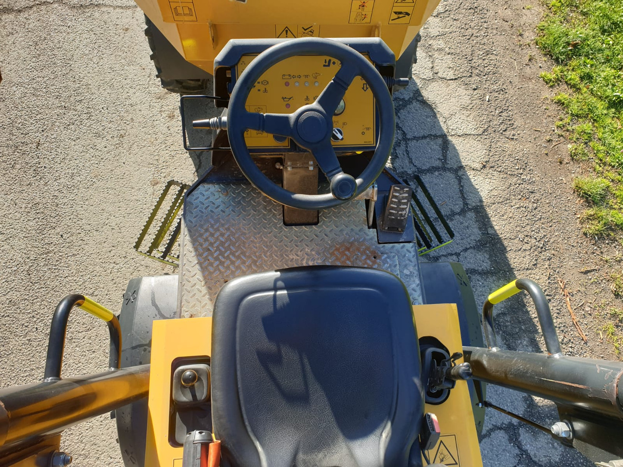 MECALAC TA 2 sh - Kiepwagen: afbeelding 2 MECALAC TA 2 sh - Kiepwagen: afbeelding 2