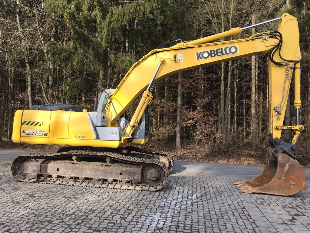 NEW HOLLAND E 215 B - Rupsgraafmachine: afbeelding 4 NEW HOLLAND E 215 B - Rupsgraafmachine: afbeelding 4
