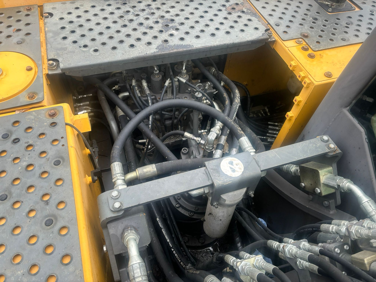 Rupsgraafmachine Volvo EC 220 DL: afbeelding 9 Rupsgraafmachine Volvo EC 220 DL: afbeelding 9