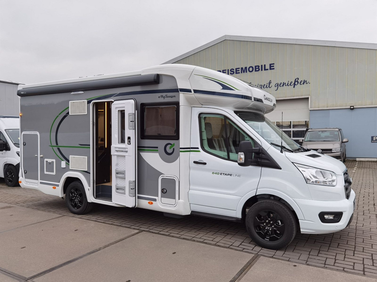 Chausson 640 ETAPE LINE /-2025- / XXL - HUBBETT & RAUMBAD - Half integraal camper: afbeelding 4 Chausson 640 ETAPE LINE /-2025- / XXL - HUBBETT & RAUMBAD - Half integraal camper: afbeelding 4