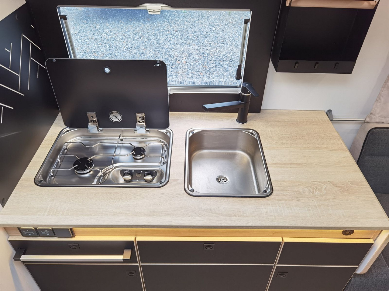 Half integraal camper Chausson 640 TITANIUM / MODELL 2026 / 165PS / XXL-HUBBETT: afbeelding 11 Half integraal camper Chausson 640 TITANIUM / MODELL 2026 / 165PS / XXL-HUBBETT: afbeelding 11