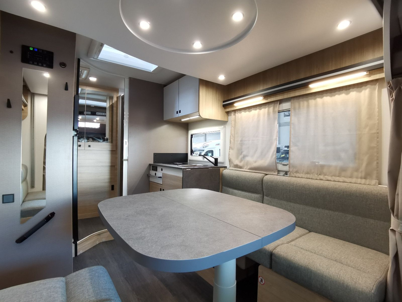 Leasing  Chausson 650 FIRST LINE /-2025-/ARCTIC-PAKET/XXL- HUBBETT Chausson 650 FIRST LINE /-2025-/ARCTIC-PAKET/XXL- HUBBETT: afbeelding 8