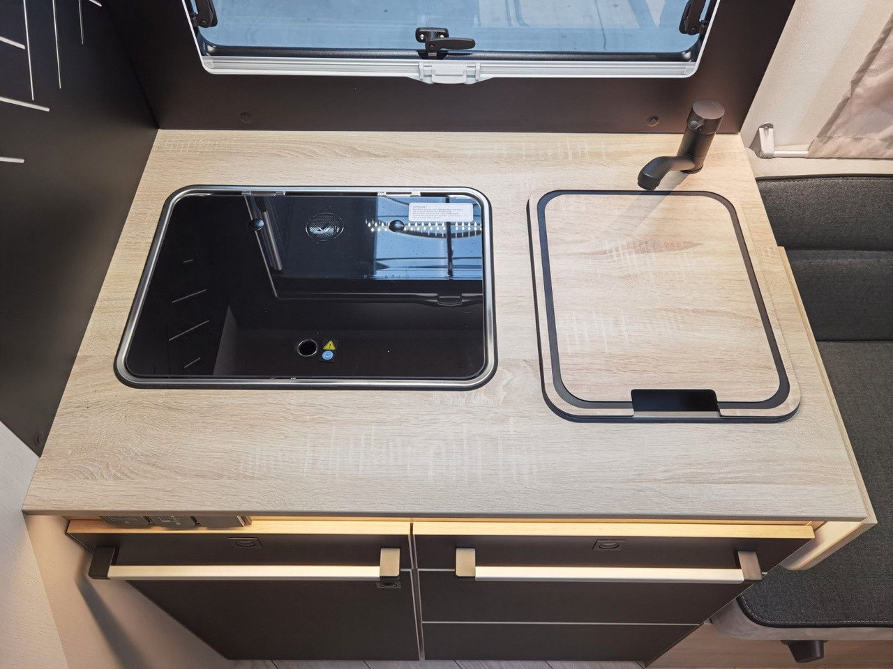 Half integraal camper Chausson 650 TITANIUM / -2026- / 165PS-8G. / AHK/ HUBBETT: afbeelding 21
