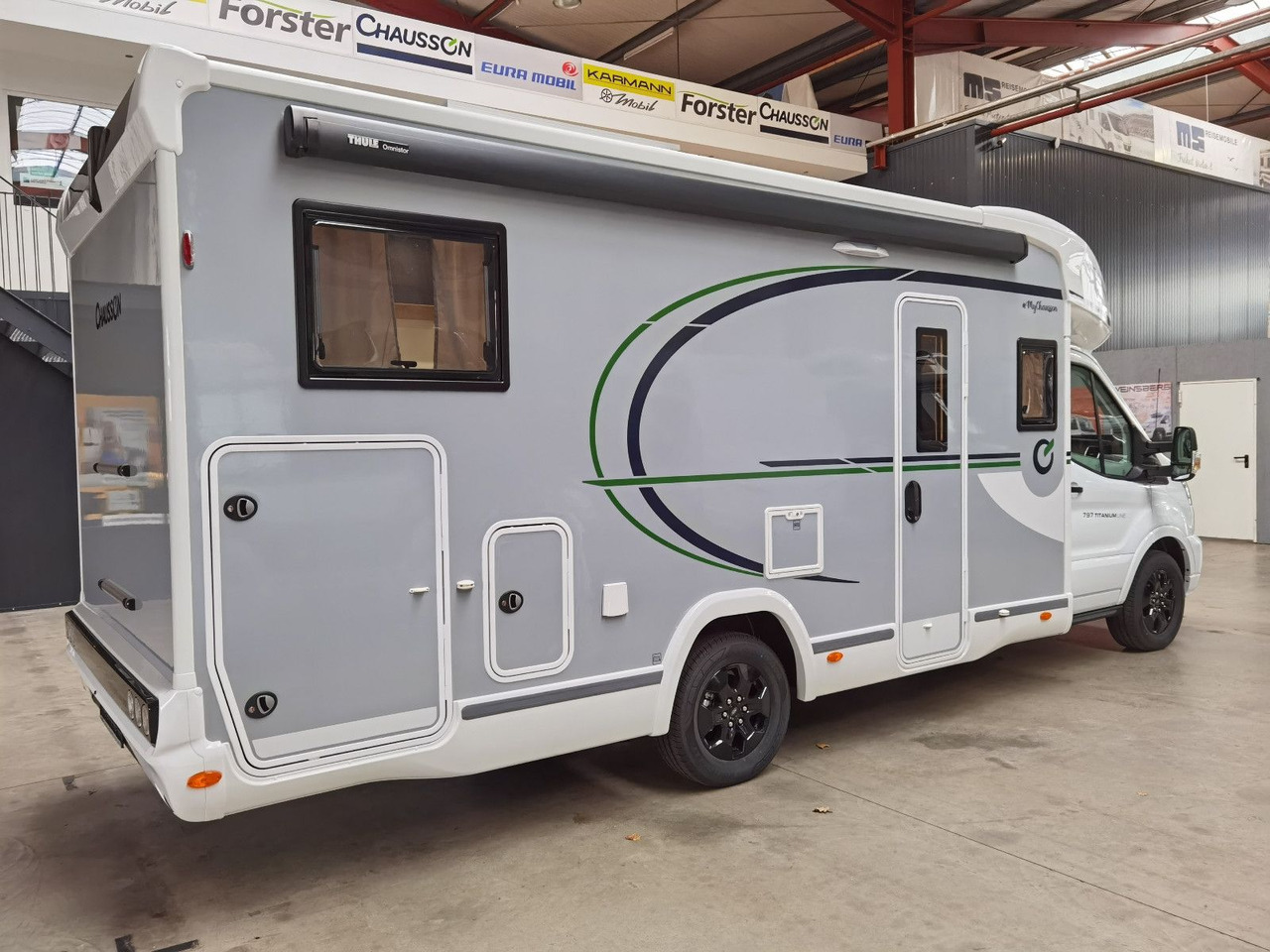 Chausson 797 TITANIUM / -2026- / 165PS-8G. / EINZELBETTEN - Half integraal camper: afbeelding 4 Chausson 797 TITANIUM / -2026- / 165PS-8G. / EINZELBETTEN - Half integraal camper: afbeelding 4