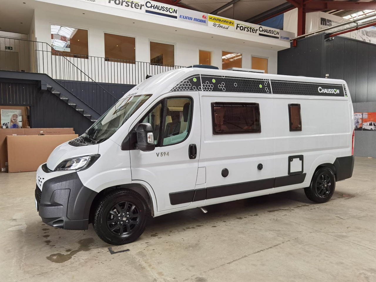 Chausson V594 FIRST LINE / -2025- /140PS/ ZUBEHÖR - PAKET - Buscamper: afbeelding 5 Chausson V594 FIRST LINE / -2025- /140PS/ ZUBEHÖR - PAKET - Buscamper: afbeelding 5