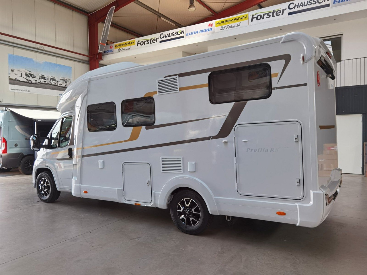 Eura Mobil PROFILA RS 695 EB /-2026-/ HUBBETT& EINZELBETTEN - Half integraal camper: afbeelding 5 Eura Mobil PROFILA RS 695 EB /-2026-/ HUBBETT& EINZELBETTEN - Half integraal camper: afbeelding 5