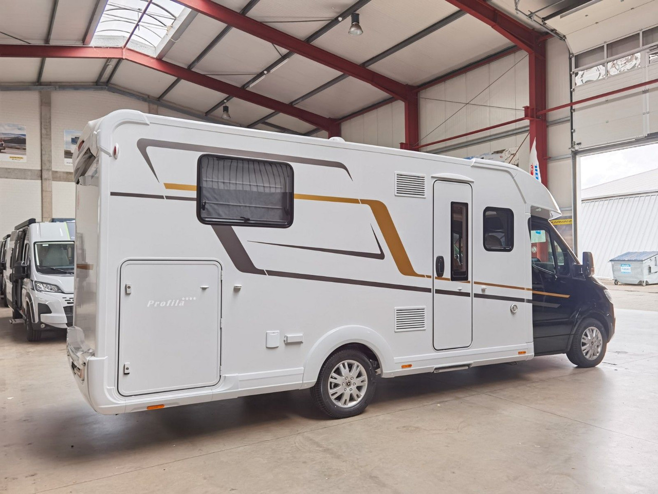 Eura Mobil PROFILA T 726 QF FREESTYLE / -2026 - / 170PS -9G - Half integraal camper: afbeelding 4 Eura Mobil PROFILA T 726 QF FREESTYLE / -2026 - / 170PS -9G - Half integraal camper: afbeelding 4