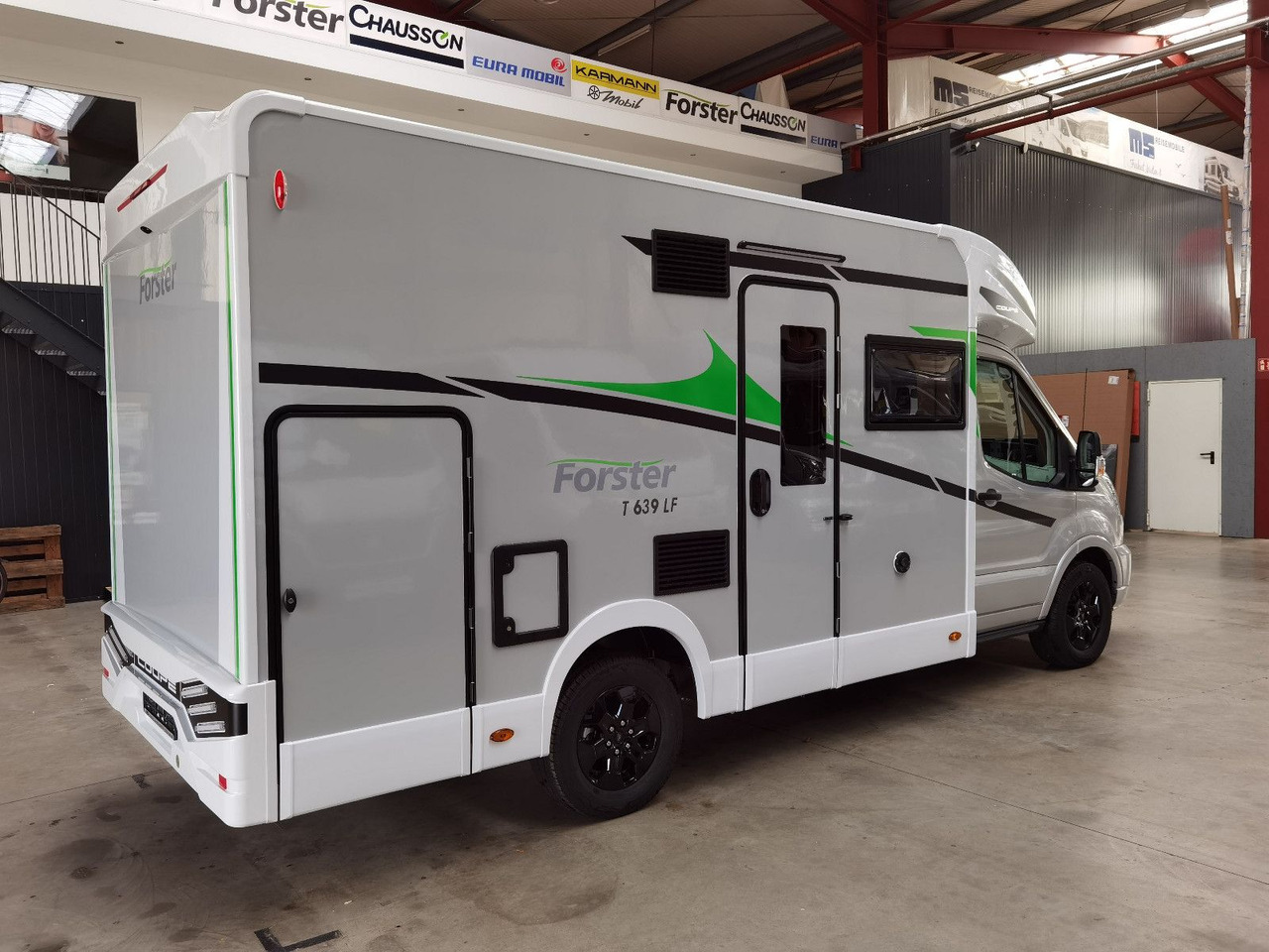 Forster T 639 LF /-MODELL 2026- / XXL- HUBBETT & RAUMBAD - Half integraal camper: afbeelding 4 Forster T 639 LF /-MODELL 2026- / XXL- HUBBETT & RAUMBAD - Half integraal camper: afbeelding 4