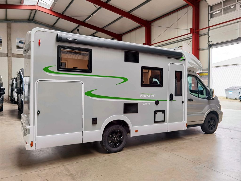 Forster T 669 EBN COUPÈ / -2025-/165PS/ SILVER - EDITION - Half integraal camper: afbeelding 4 Forster T 669 EBN COUPÈ / -2025-/165PS/ SILVER - EDITION - Half integraal camper: afbeelding 4
