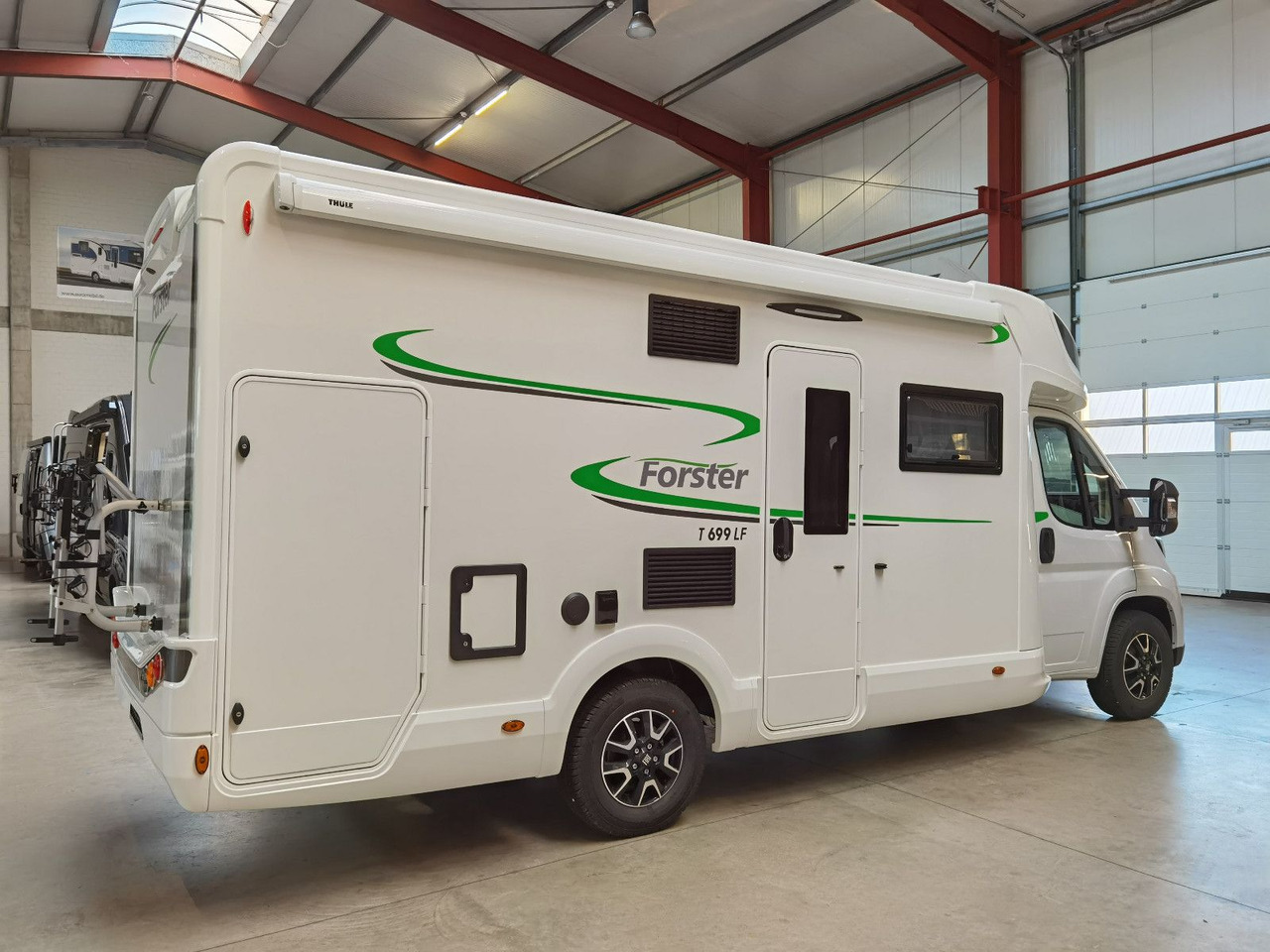 Forster T 699 LF /-MODELL 2025- / XXL- HUBBETT & RAUMBAD - Half integraal camper: afbeelding 4 Forster T 699 LF /-MODELL 2025- / XXL- HUBBETT & RAUMBAD - Half integraal camper: afbeelding 4
