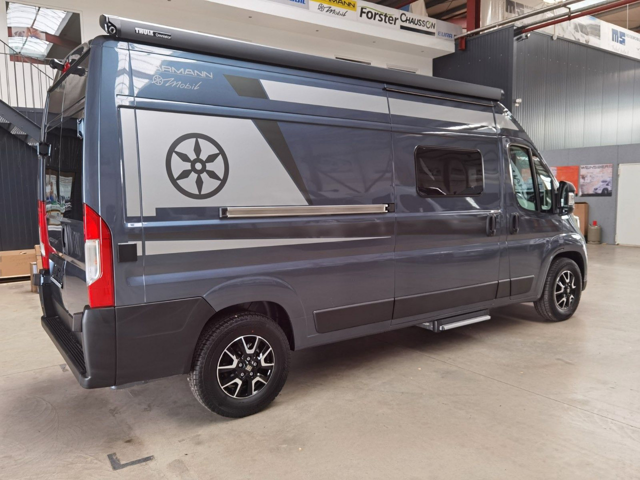 Karmann DEXTER 580 /-MODELL 2026-/ PANORAMA DACHFENSTER - Buscamper: afbeelding 4 Karmann DEXTER 580 /-MODELL 2026-/ PANORAMA DACHFENSTER - Buscamper: afbeelding 4