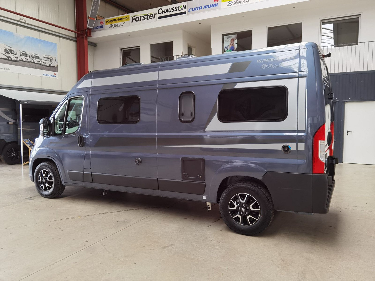 Karmann DEXTER 580 /-MODELL 2026-/ PANORAMA DACHFENSTER - Buscamper: afbeelding 5 Karmann DEXTER 580 /-MODELL 2026-/ PANORAMA DACHFENSTER - Buscamper: afbeelding 5