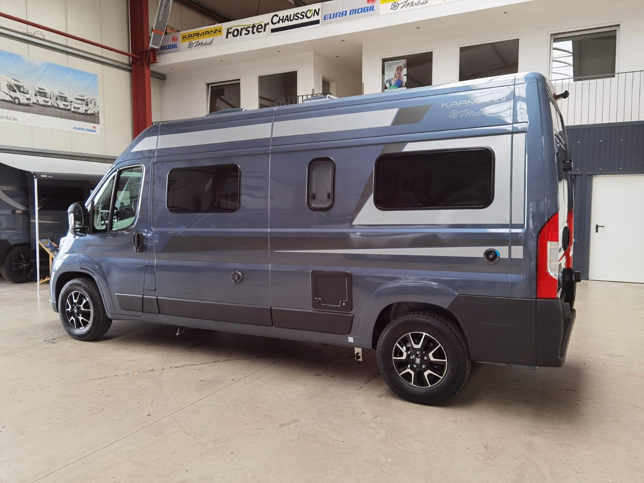 Karmann DEXTER 580 /-MODELL 2026-/ PANORAMA DACHFENSTER - Buscamper: afbeelding 5 Karmann DEXTER 580 /-MODELL 2026-/ PANORAMA DACHFENSTER - Buscamper: afbeelding 5