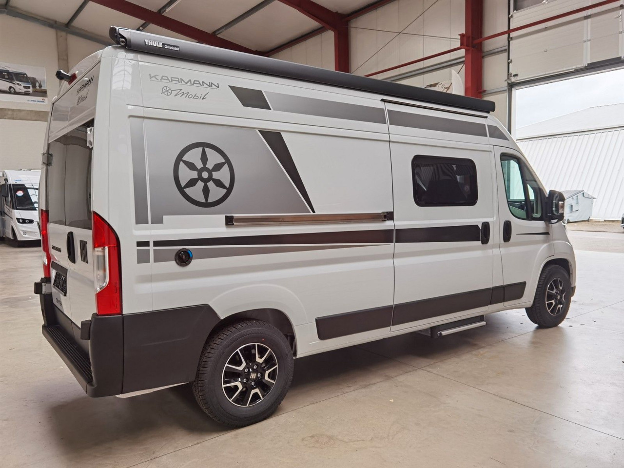 Karmann DEXTER 600 / -2026-/ EINZELBETTEN  & BAR-VERSION - Buscamper: afbeelding 4 Karmann DEXTER 600 / -2026-/ EINZELBETTEN  & BAR-VERSION - Buscamper: afbeelding 4
