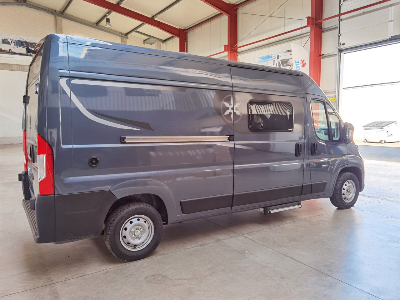 Karmann DEXTER 600 / -MODELL 2025- / EINZELBETTEN 5.99M Karmann DEXTER 600 / -MODELL 2025- / EINZELBETTEN 5.99M - Buscamper: afbeelding 4 Karmann DEXTER 600 / -MODELL 2025- / EINZELBETTEN 5.99M Karmann DEXTER 600 / -MODELL 2025- / EINZELBETTEN 5.99M - Buscamper: afbeelding 4