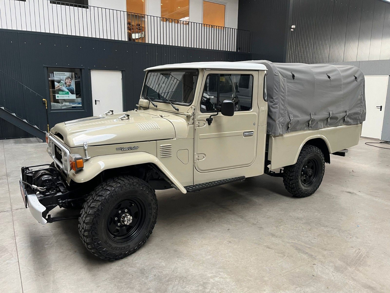 Toyota LAND CRUISER HJ 45 - 3.6l DIESEL / PICK UP - SUV: afbeelding 3 Toyota LAND CRUISER HJ 45 - 3.6l DIESEL / PICK UP - SUV: afbeelding 3
