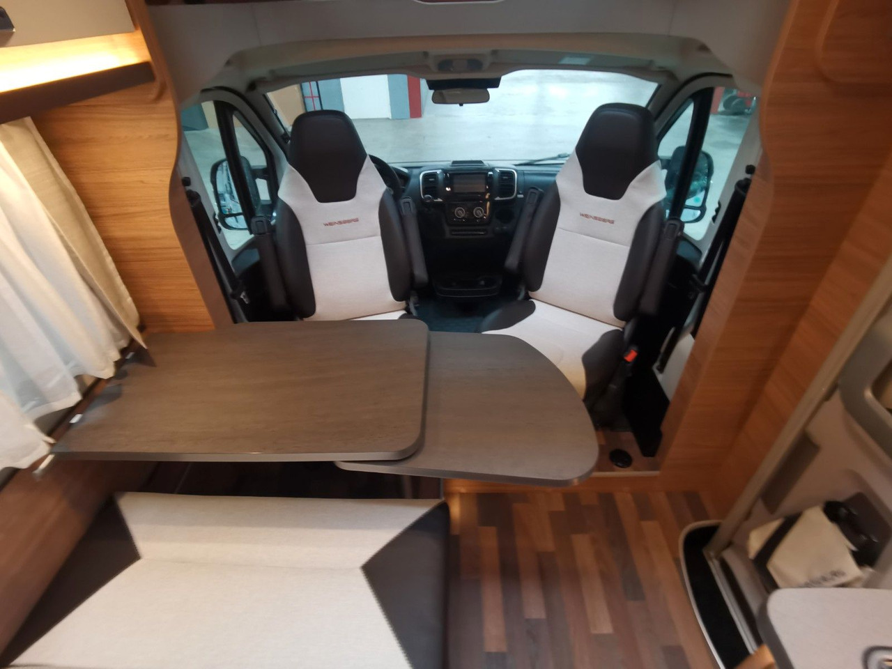 Half integraal camper Weinsberg CARACOMPACT 600 MEG PEPPER / MODELL 2026: afbeelding 15