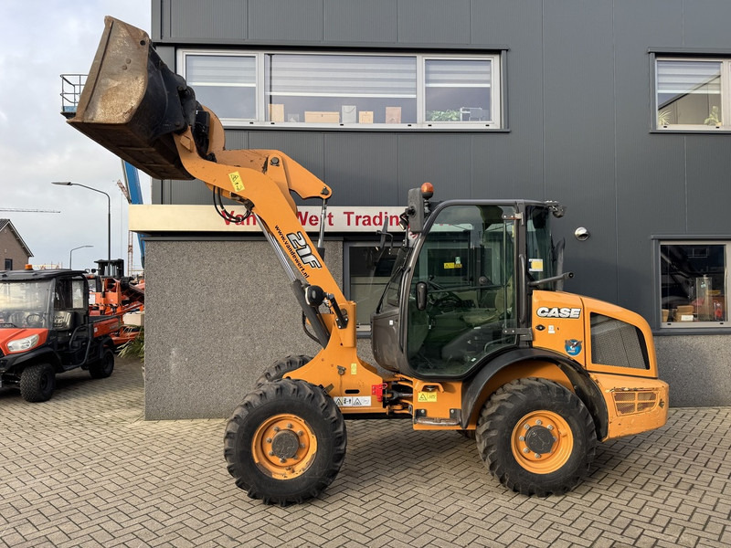 Case 21F Shovel / Radlader / Wheel Loader 2016 Bucket & Forks 3970Hours - Wiellader: afbeelding 1 Case 21F Shovel / Radlader / Wheel Loader 2016 Bucket & Forks 3970Hours - Wiellader: afbeelding 1