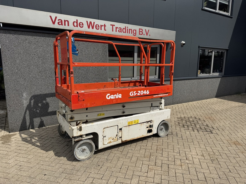Genie GS2046 schaarlift schaar hoogwerker 2012 uur 8mtr werkhoogte - Schaarlift: afbeelding 2 Genie GS2046 schaarlift schaar hoogwerker 2012 uur 8mtr werkhoogte - Schaarlift: afbeelding 2