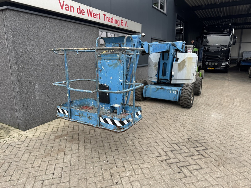 Genie Z-34/22 Knikarmhoogwerker 12.5M werkhoogte 4X4 Kubota Diesel 2007 - Knikarmhoogwerker: afbeelding 3 Genie Z-34/22 Knikarmhoogwerker 12.5M werkhoogte 4X4 Kubota Diesel 2007 - Knikarmhoogwerker: afbeelding 3