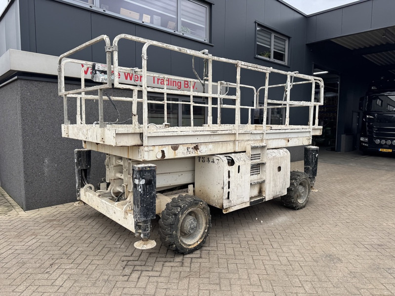 Haulotte H12 SX Hoogwerker / Arbeitsbuhne 12mtr werkhoogte 4x4 Hatz Diesel - Schaarlift: afbeelding 2 Haulotte H12 SX Hoogwerker / Arbeitsbuhne 12mtr werkhoogte 4x4 Hatz Diesel - Schaarlift: afbeelding 2