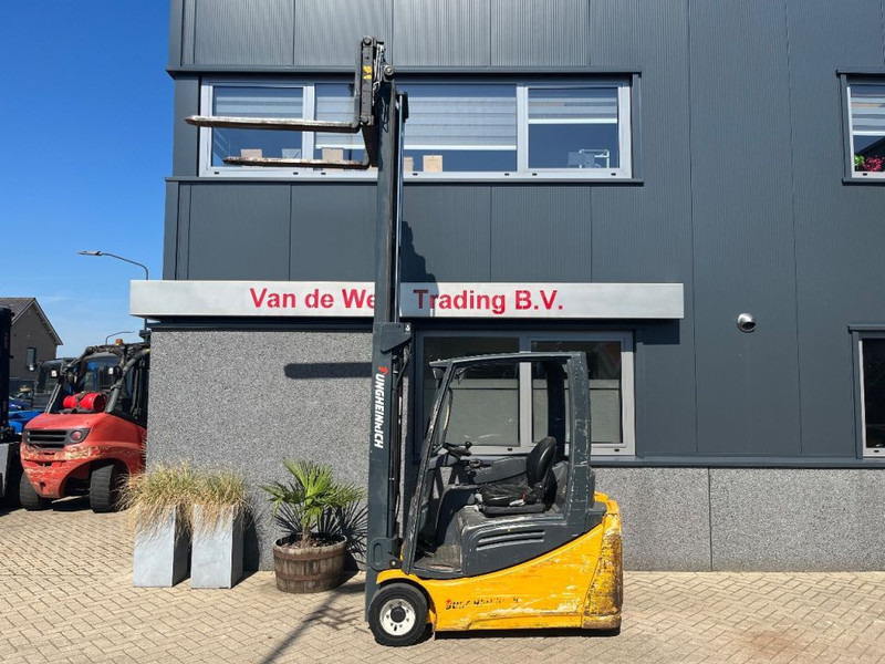 Jungheinrich EFG216K Heftruck Jungheinrich EFG216K Duplo 360 Freelift/Sideshift/vorkversteller Elektrisch Accu 2016 - Elektrische heftruck: afbeelding 2 Jungheinrich EFG216K Heftruck Jungheinrich EFG216K Duplo 360 Freelift/Sideshift/vorkversteller Elektrisch Accu 2016 - Elektrische heftruck: afbeelding 2