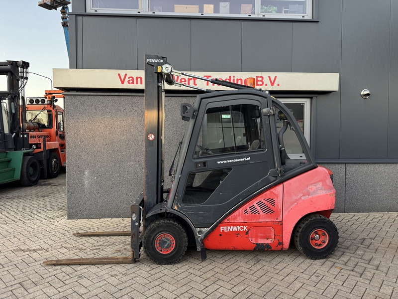 Linde H25D Triplo 590 Freelift / Sideshift / Vorkversteller VW Diesel 2007 - Diesel heftruck: afbeelding 1 Linde H25D Triplo 590 Freelift / Sideshift / Vorkversteller VW Diesel 2007 - Diesel heftruck: afbeelding 1
