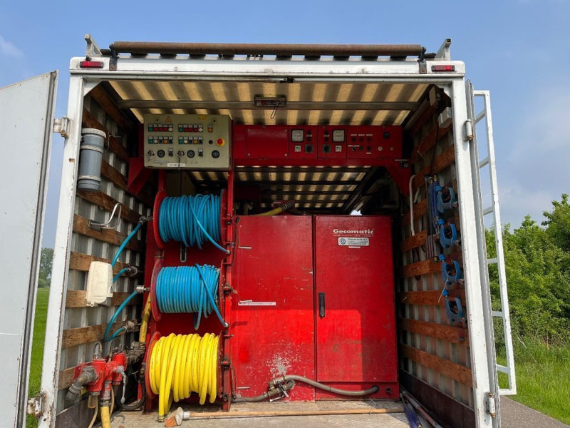 Mercedes-Benz Atego 816 bakwagen 2x hogedruk heet water pompen WATERKRACHT FOCS DIESEL 2008 - Bakwagen: afbeelding 3 Mercedes-Benz Atego 816 bakwagen 2x hogedruk heet water pompen WATERKRACHT FOCS DIESEL 2008 - Bakwagen: afbeelding 3