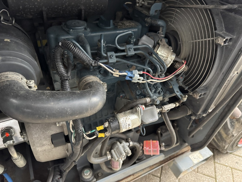 Schaarlift Skyjack SJ 6832RT Schaarhoogwerker / Scissor / Arbeitsbuhne 2016 4X4 Kubota Diesel 12M Werkhoogte: afbeelding 11 Schaarlift Skyjack SJ 6832RT Schaarhoogwerker / Scissor / Arbeitsbuhne 2016 4X4 Kubota Diesel 12M Werkhoogte: afbeelding 11