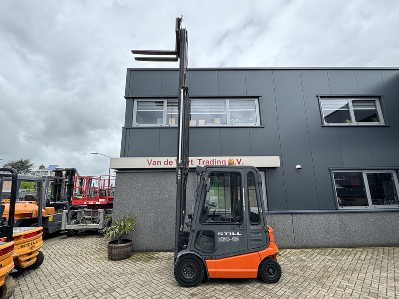Still R60-25 Triplo 540 Freelift/Sideshift/4e functie elektrisch - Elektrische heftruck: afbeelding 4 Still R60-25 Triplo 540 Freelift/Sideshift/4e functie elektrisch - Elektrische heftruck: afbeelding 4