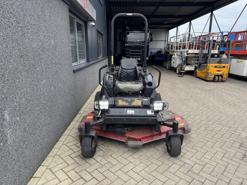 Toro Groundmaster 7210 Cirkelmaaier / Parkmaaier / Grasmaaier 183CM Breedte Kubota Diesel 2019 - Gazonmaaier: afbeelding 5 Toro Groundmaster 7210 Cirkelmaaier / Parkmaaier / Grasmaaier 183CM Breedte Kubota Diesel 2019 - Gazonmaaier: afbeelding 5