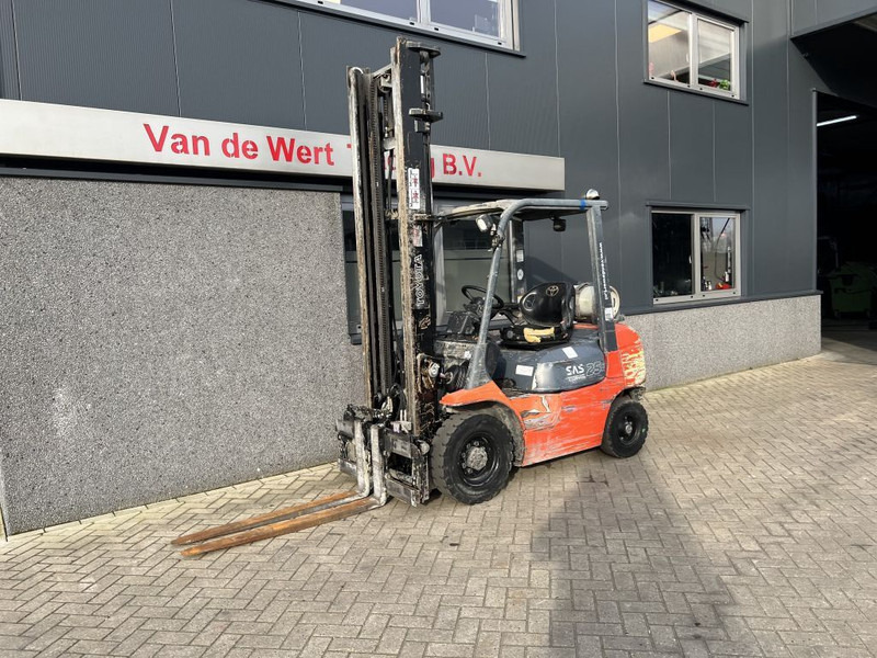 Toyota 42 7FGF 25 - LPG heftruck: afbeelding 5 Toyota 42 7FGF 25 - LPG heftruck: afbeelding 5