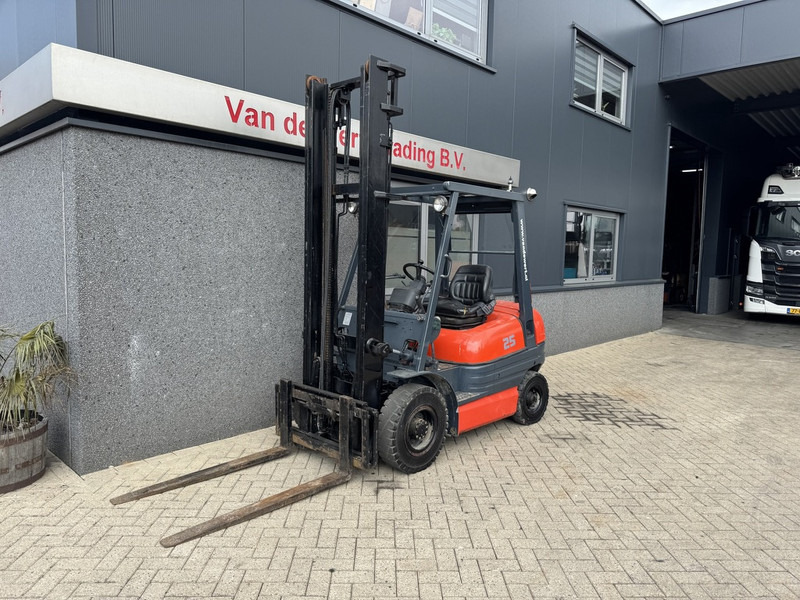 Toyota 62-6FDF25 - Diesel heftruck: afbeelding 3 Toyota 62-6FDF25 - Diesel heftruck: afbeelding 3