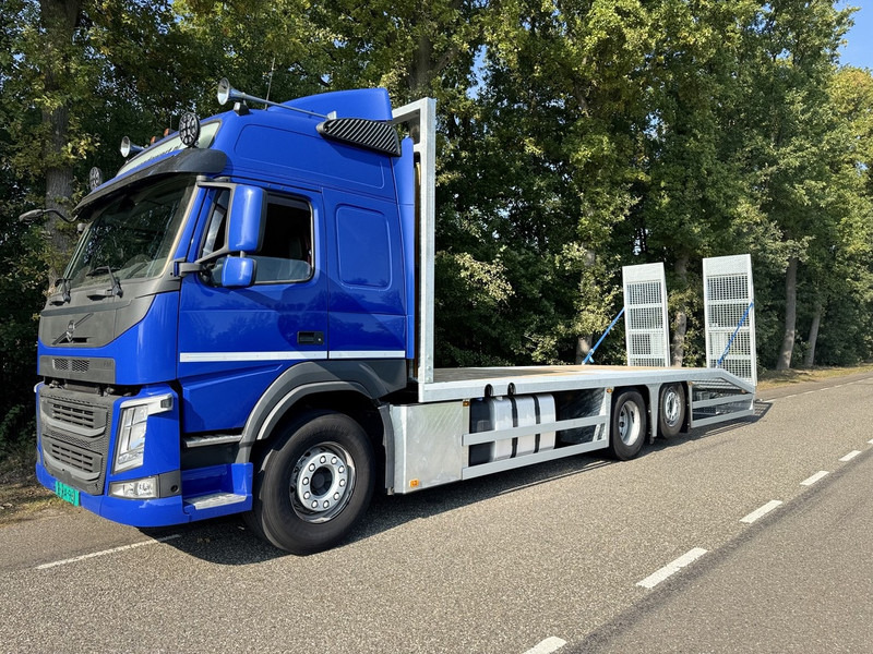 Volvo FM370 6X2 Machine Transporter / Oprij Vrachtwagen 2019 / EURO 6 / 550DKM / Steering Wheel / APK 9-2026 - Autovrachtwagen vrachtwagen: afbeelding 3 Volvo FM370 6X2 Machine Transporter / Oprij Vrachtwagen 2019 / EURO 6 / 550DKM / Steering Wheel / APK 9-2026 - Autovrachtwagen vrachtwagen: afbeelding 3