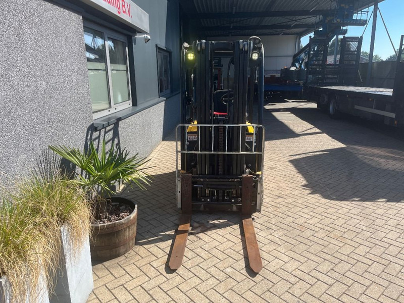 Yale ERP16VF heftruck ERP16VF triplo460 freelift SIDESHIFT 2016 - Elektrische heftruck: afbeelding 4 Yale ERP16VF heftruck ERP16VF triplo460 freelift SIDESHIFT 2016 - Elektrische heftruck: afbeelding 4