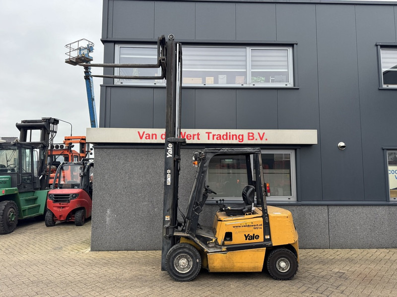 Yale GDP25TF Duplo 380 Sideshift Mazda Diesel 1998 - Diesel heftruck: afbeelding 5 Yale GDP25TF Duplo 380 Sideshift Mazda Diesel 1998 - Diesel heftruck: afbeelding 5