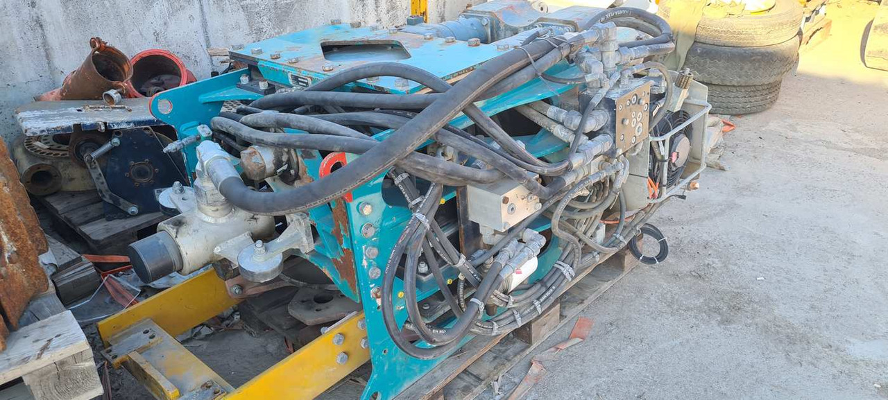 Eurodrill RHV 2400 vibration rotary head - Boormachine: afbeelding 4 Eurodrill RHV 2400 vibration rotary head - Boormachine: afbeelding 4