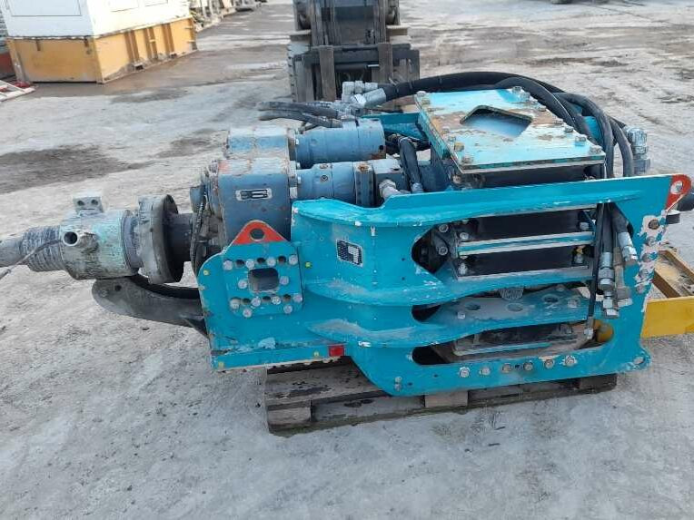 Eurodrill RHV 2400 vibration rotary head - Boormachine: afbeelding 1 Eurodrill RHV 2400 vibration rotary head - Boormachine: afbeelding 1