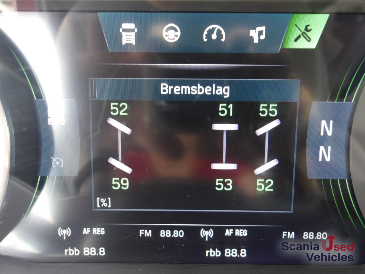 SCANIA G 320 B6x2*4NB / Getränkekoffer / Ladebordwand 2t - Drankenwagen vrachtwagen: afbeelding 4 SCANIA G 320 B6x2*4NB / Getränkekoffer / Ladebordwand 2t - Drankenwagen vrachtwagen: afbeelding 4