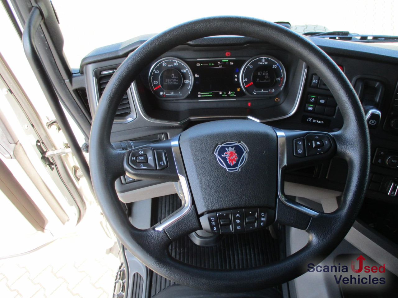 SCANIA R 450 A4x2EB Hubsattelkupplung - Trekker: afbeelding 3 SCANIA R 450 A4x2EB Hubsattelkupplung - Trekker: afbeelding 3