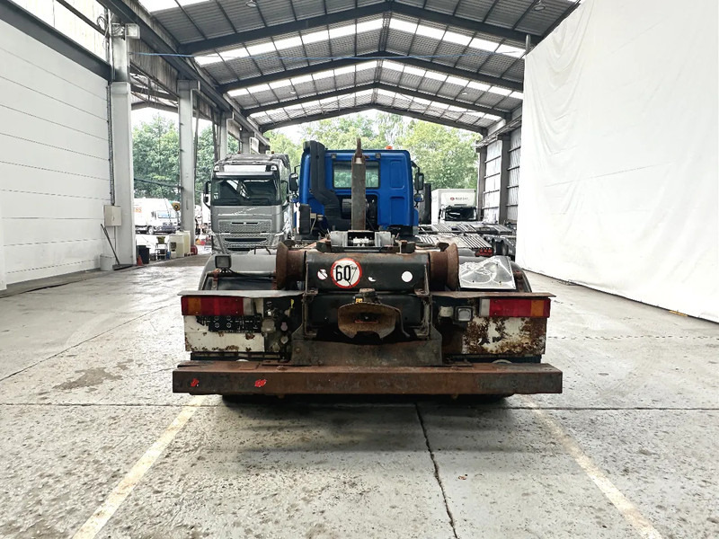 DAF CF 85 360 - 10 roues / 10 reifen - Haakarmsysteem vrachtwagen: afbeelding 4 DAF CF 85 360 - 10 roues / 10 reifen - Haakarmsysteem vrachtwagen: afbeelding 4